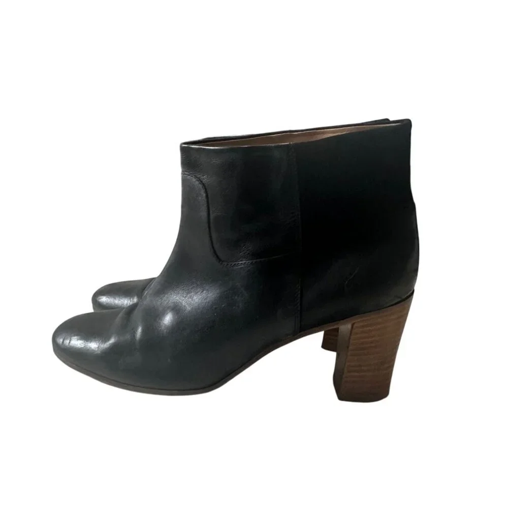 Maison Martin Margiela Black Leather Ankle Booties Size 38 Made in Italy